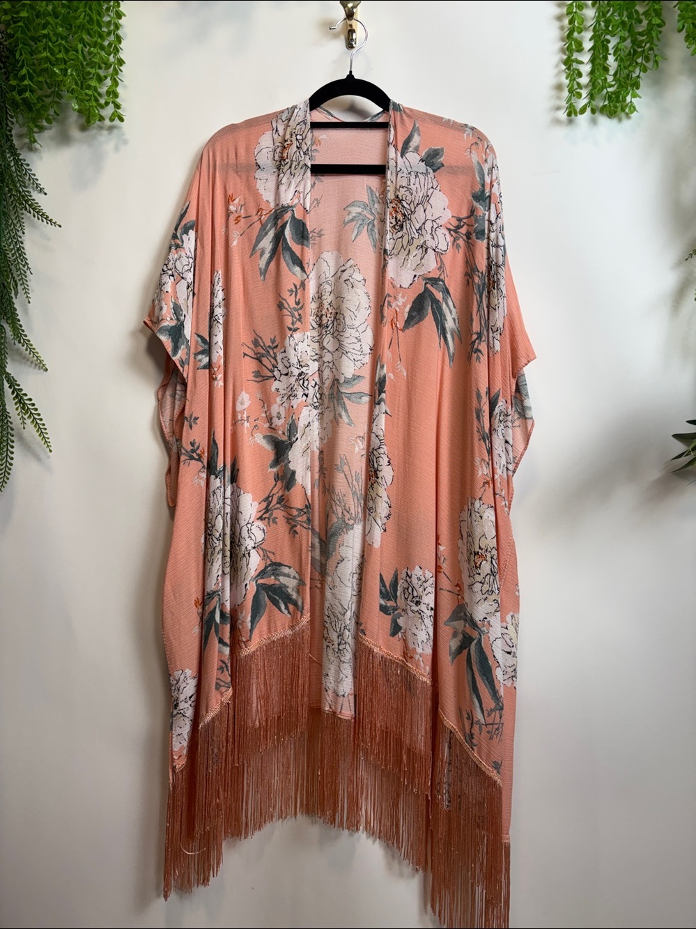 Source Unknown Peach Floral Kimono with Fringe